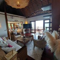 180 Degree Stunning Ocean Views in Entirely Equipped Villa! - B&B Papetoai