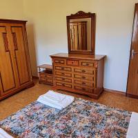 housecurti1 - Bed and Breakfast Sorico