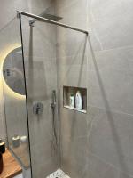 Modern & Cozy Golem Apartment - Chambres d’hôtes Golem