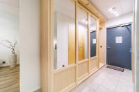 Appartamento con 2 Camere da Letto e Vista Lago