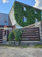 Dom Gościnny Azja 100m od plaży - B&B