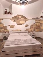 Studio Apartment with One Double Bed