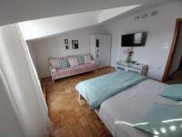 Appartamento con 2 Camere da Letto e Terrazza 