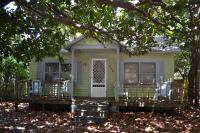 Beaufort Harbour Suites East Lodge - Bed and Breakfast