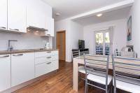Apartment 6