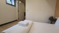 Studio with Sofa Bed