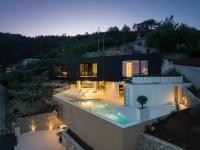Villa 3,0 near Opatija for 8 people with indoor and outdoor pool & wellness - Chambres d'hôtes Opatija