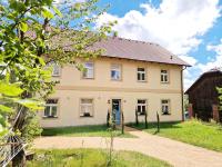 VILLA FOLLEMIRA cz - kitchen - garden - bike storage - B&B