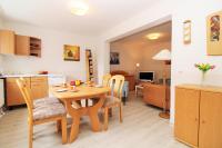 Haus Triton Fewo 2 - Ferienwohnung Ostseebad Kühlungsborn