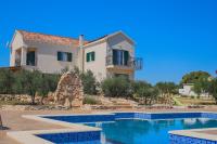 Villa Luisa für bis zu 8 Personen mit Pool, Klima, Grill, Tischtennis, Boccia - B&B Pučišća