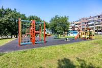 LIPA KORTA - Family Apt, 15 min Walk to Parentino & Pical Beaches - Chambres d'hôtes Poreč