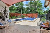 Villa Frangipani on Zealandia - Old World Charm - Chambres d’hôtes Larrakeyah