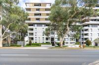 On Forbes Apt 4 mins to Canberra Centre - B&B