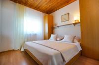 Appartamento con 3 Camere da Letto e Vista Mare