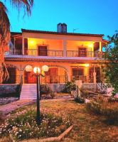 Villa Apartment with 3 bedrooms - Ferienwohnung