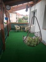 Rodinný půldomek s vybavením a bazenem - B&B Zruč nad Sázavou