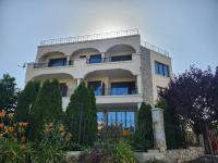 Къща за гости АЗАЛИЯ - B&B Sozopol
