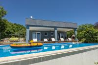 Organic Gardens Villa - B&B Cirquenizza