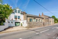 Broadrock Accommodation - Clock Cottage - B&B