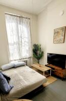 Superlative Midtown Manhattan Apartment - B&B
