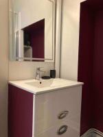 Coeur de ville, balcon & parking gratuit - B&B Saint-Nazaire