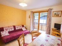 Appartement 2 Pièces pour 4 Personnes proche des Pistes avec Parking - FR-1-676-148 - Chambres d'hôtes Châtel