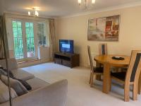 Haven With Patio - B&B Basingstoke
