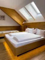 Dreibettzimmer mit Balkon