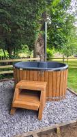 Brewers Bolt Cozy Unique Shepherds Hut Dog Friendly Hot Tub! - Ferienwohnung
