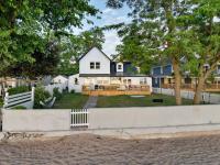 Park- Entire Home Sleeps 21 - B&B Sylvan Beach