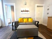 Ground Floor City Centre Apartment - Sky Sports & TNT Sports - Superfast WiFi - 2pm Check in - Long Stays Welcome - Chambres d'hôtes Perth