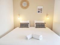 F3 Cosy avec Parking, Wifi Fibre - Centre-ville, Face ESSEC, Proche Gare et Commerces - Ferienwohnung