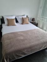 Apartmani Sutomore Tri Palme - B&B Sutomore