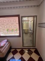 Charmant appartement spacieux avec cour fleurie et Hammam à Targa Marrakech - B&B Marrakech