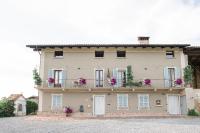 La Casa di Roby-1 appartamento la morra con piscina - B&B La Morra