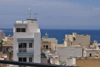 Central Penthouse - Large Terrace - Bed and Breakfast