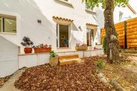Rez-de-villa avec espace arboré privatif - B&B