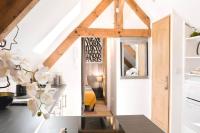 ADORABLE PETIT LOFT CLIM WIFI au pied de la cité - B&B
