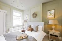 Luxury Townhouse in Cardiff City Centre, 5 bedrooms, up to 12 guests - Chambres d'hôtes Cardiff