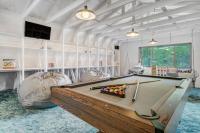 Upper Stone Lodge - Hot Tub & Game Room - Upper Unit - B&B Cascade-Chipita Park