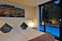 Luxury Two-Bedroom Garden Apartment