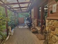 Queen Suite with Spa Bath-- Rose Cottage