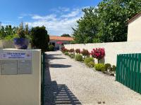 Gîtes Côte de Jade, proche plage et commerces, de 2 à 6 personnes - B&B