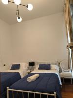 Doppel- oder Zweibettzimmer