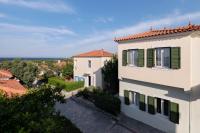 Art Lesvos Villa - Bed and Breakfast Píryoi Thermís