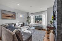 Old Town 4BR, Walk to Resort & Main Street - B&B