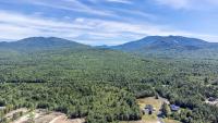 Mount Washington by Day Hot tub by night #2 - B&B