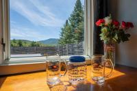 Heart of the White Mountains Cottage w Hot Tub #3 - Chambres d'hôtes Carroll