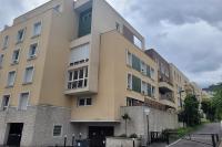 Nice T2 with balcony near Paris - B&B