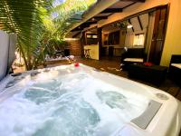 MOOREA - The SERENITY Creek spa - B&B Pihaena